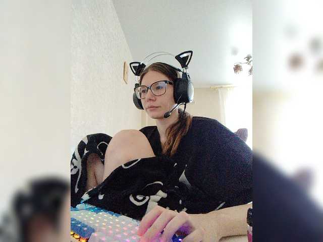 KittyMiracle live cam on BongaCams