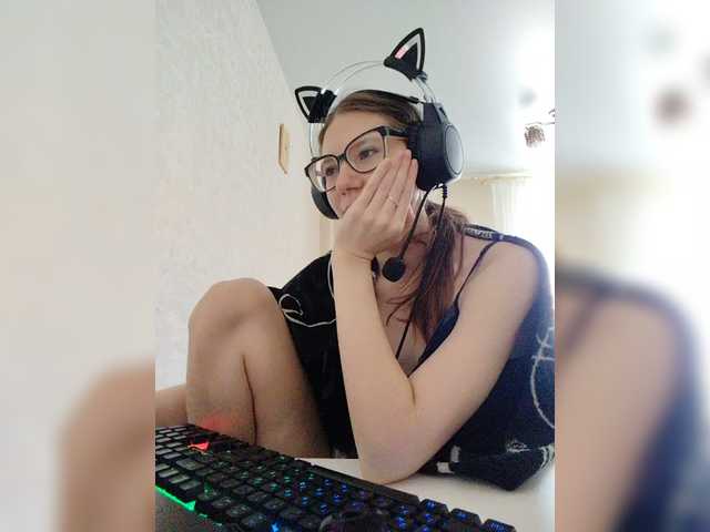 KittyMiracle live cam on BongaCams