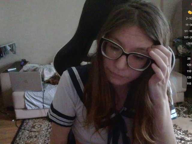 KittyMiracle live cam on BongaCams