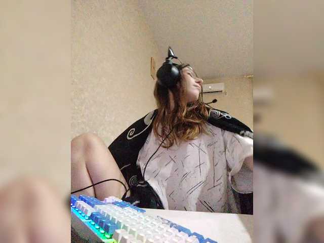 KittyMiracle live cam on BongaCams