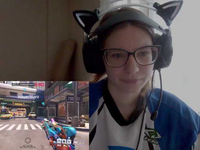 KittyMiracle live cam on BongaCams