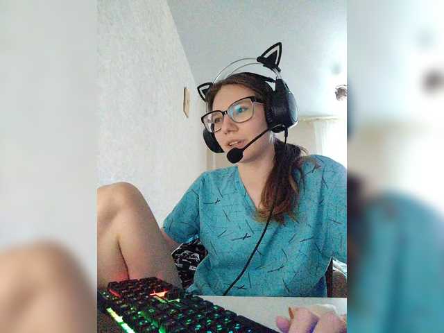 KittyMiracle live cam on BongaCams