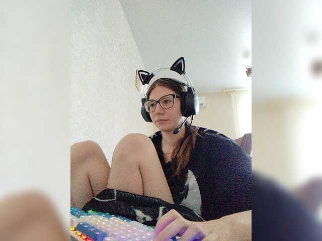 KittyMiracle live cam on BongaCams