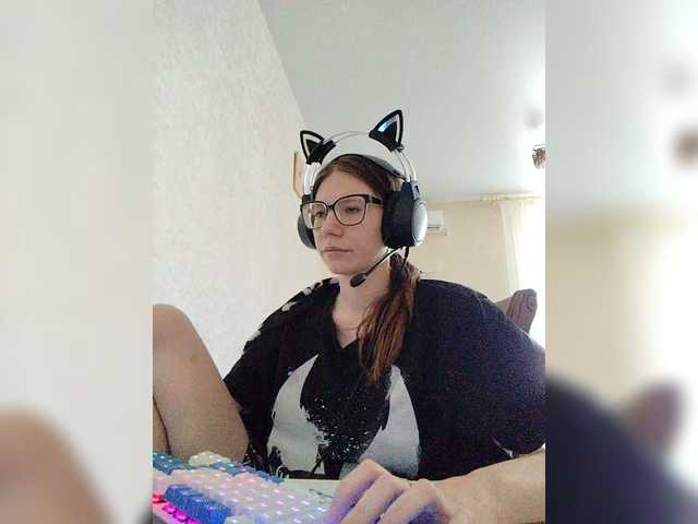 KittyMiracle live cam on BongaCams