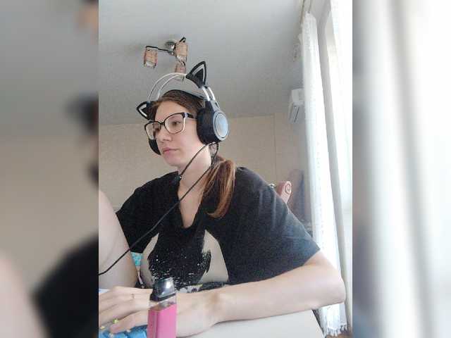 KittyMiracle live cam on BongaCams