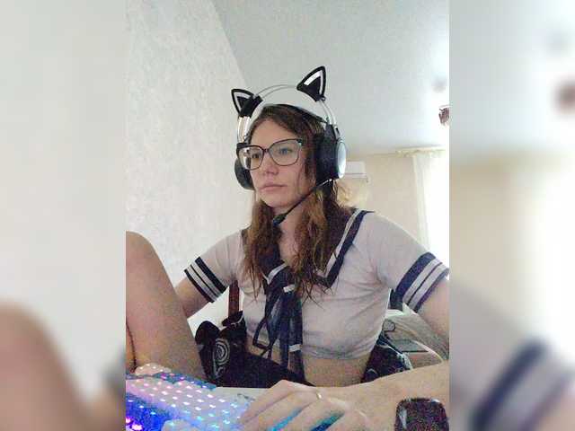 KittyMiracle live cam on BongaCams