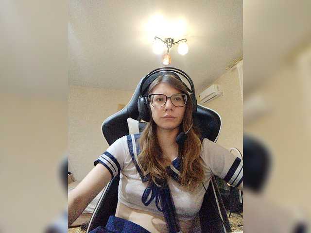 KittyMiracle live cam on BongaCams