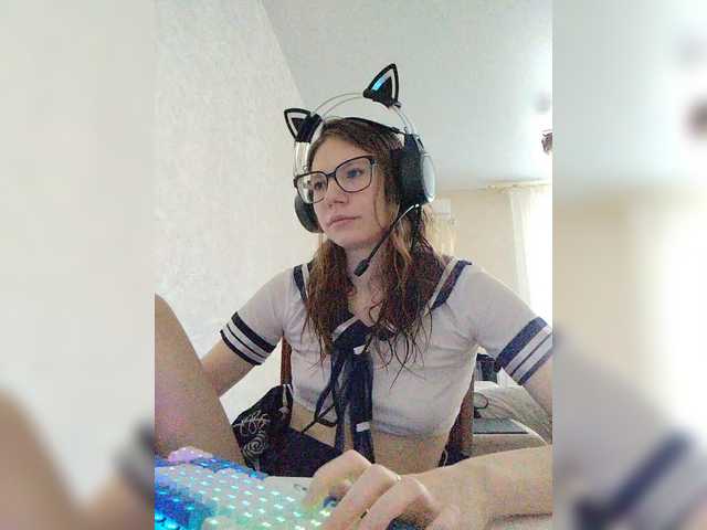 KittyMiracle live webcam show