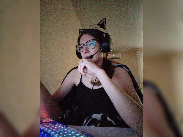 KittyMiracle live webcam show