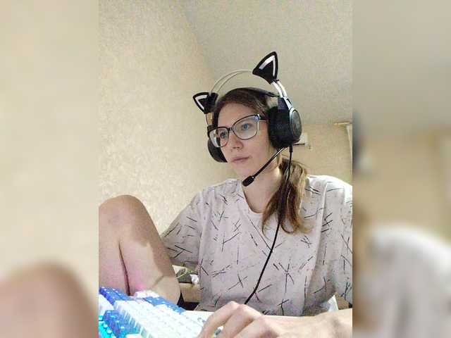 KittyMiracle live cam on BongaCams
