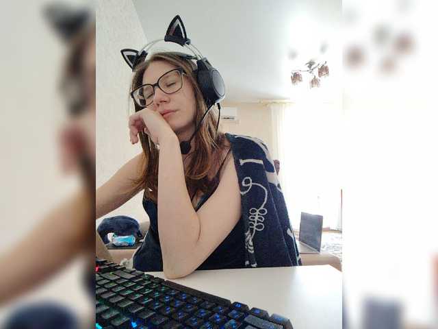 KittyMiracle live cam on BongaCams