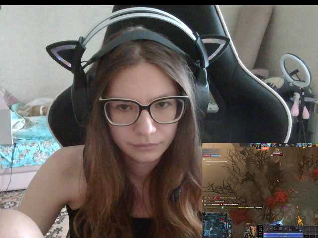 KittyMiracle live cam on BongaCams