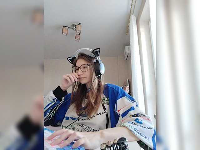 KittyMiracle live cam on BongaCams