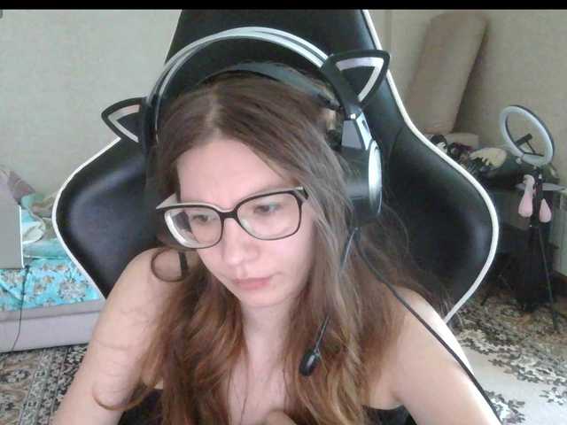 KittyMiracle live cam on BongaCams