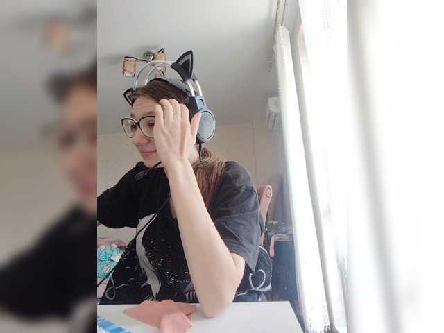 KittyMiracle live cam on BongaCams