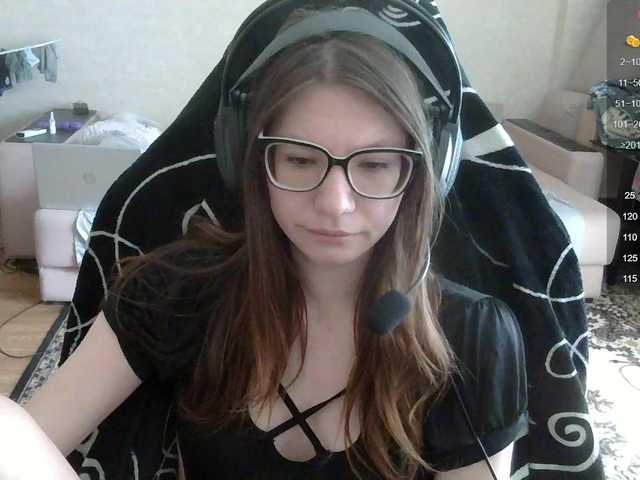 KittyMiracle live cam on BongaCams