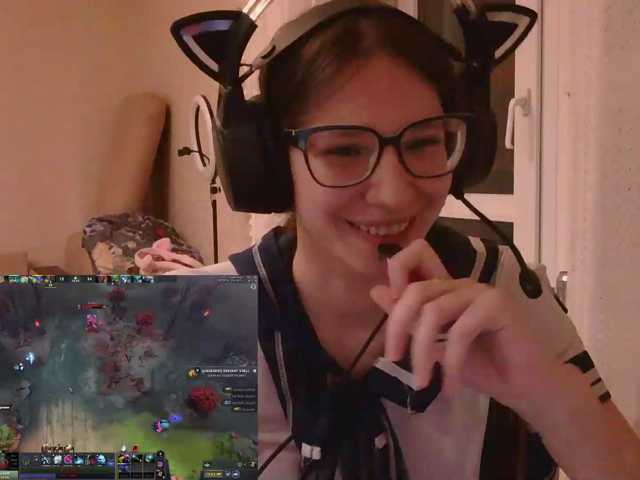KittyMiracle live cam on BongaCams
