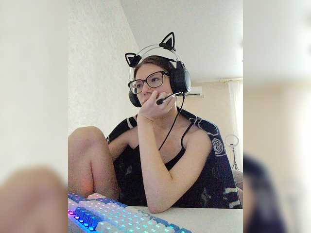 KittyMiracle live cam on BongaCams
