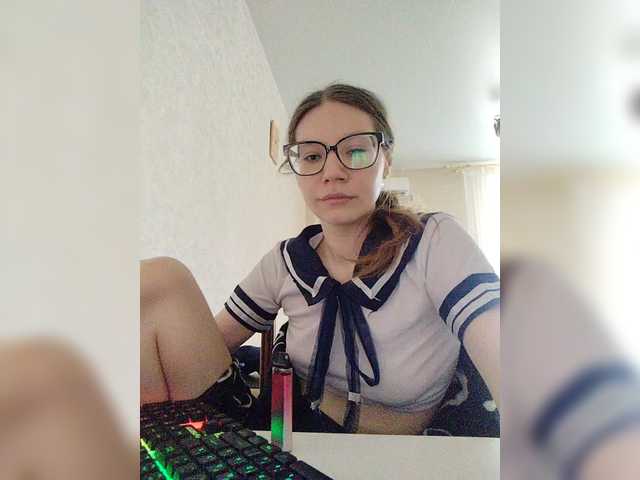 KittyMiracle live cam on BongaCams