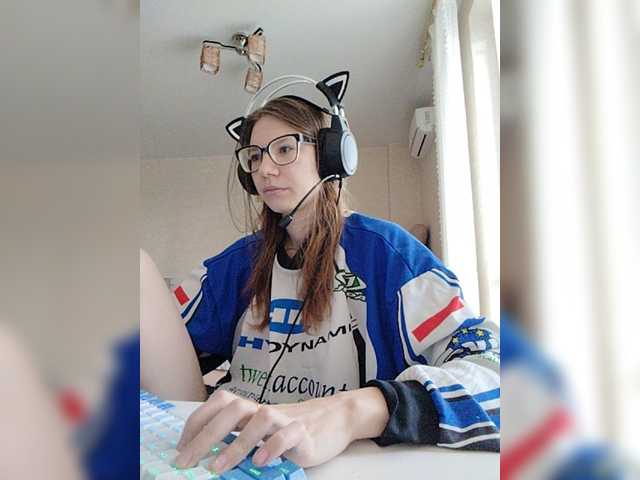 KittyMiracle live cam on BongaCams