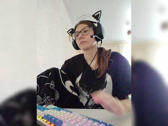 KittyMiracle live cam on BongaCams