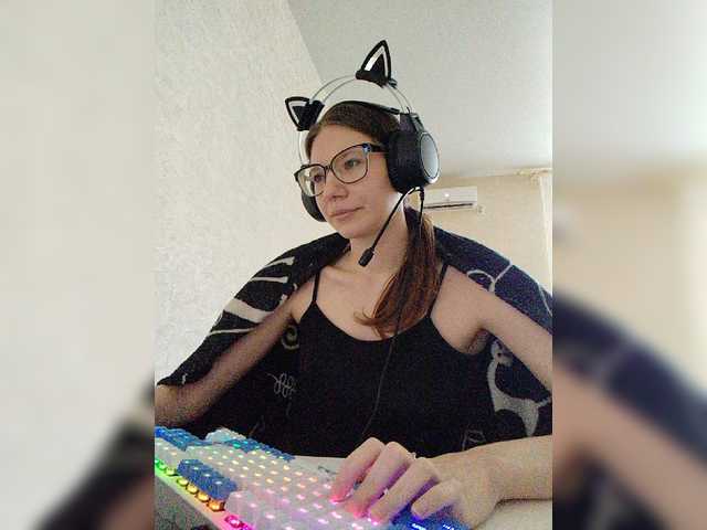 KittyMiracle live cam on BongaCams