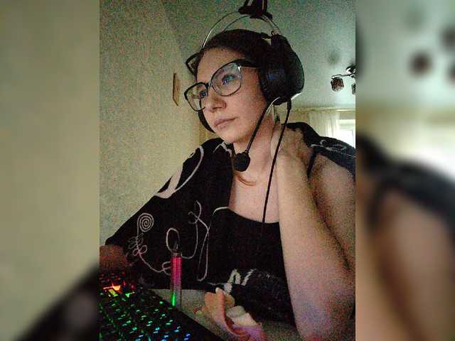 KittyMiracle live cam on BongaCams