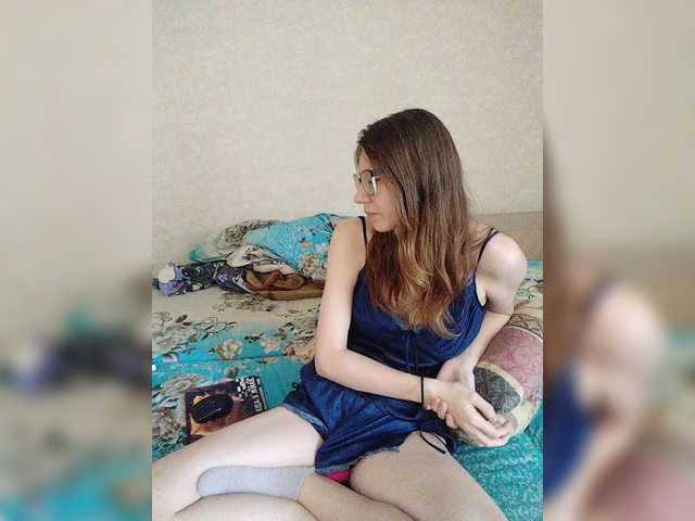 KittyMiracle live cam on BongaCams