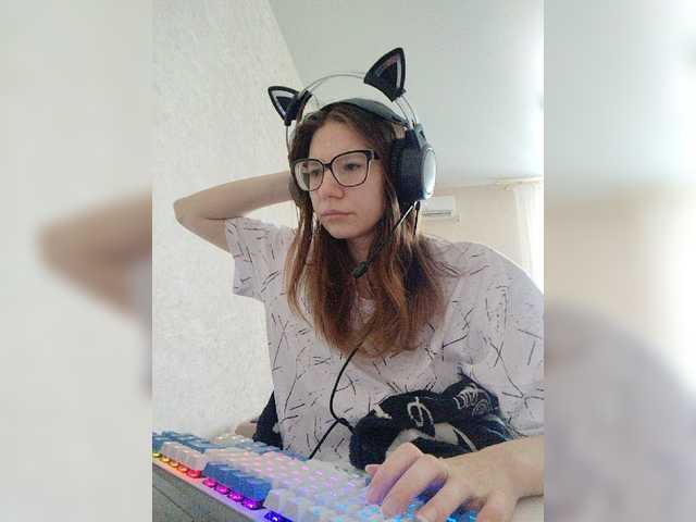 KittyMiracle live cam on BongaCams