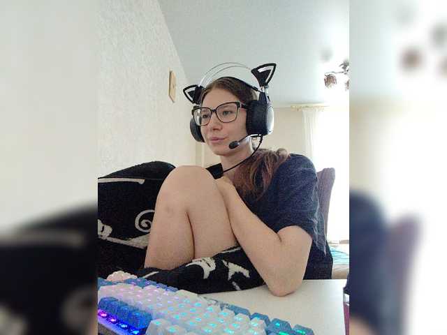 KittyMiracle live cam on BongaCams