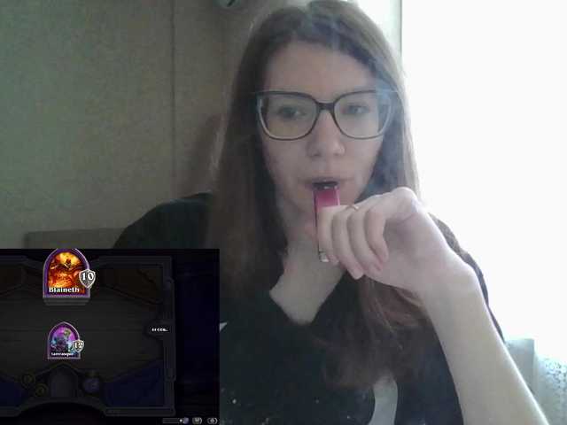 KittyMiracle live cam on BongaCams