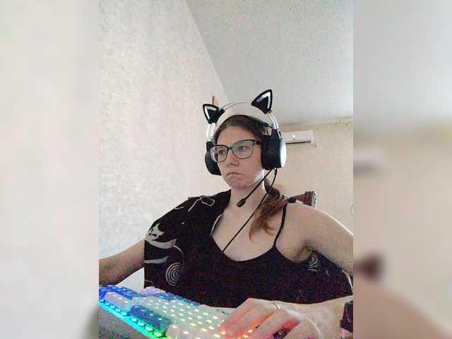 KittyMiracle live cam on BongaCams