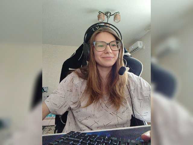 KittyMiracle live cam on BongaCams