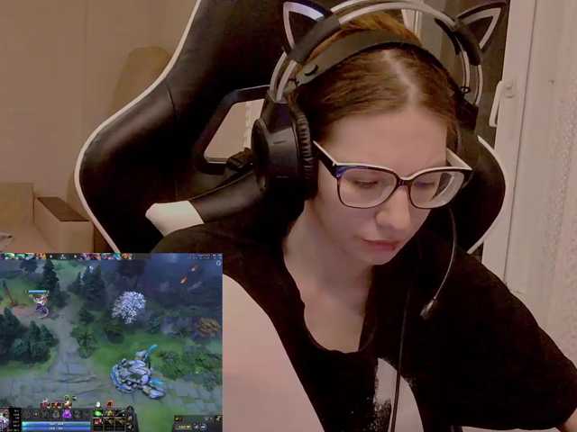 KittyMiracle live cam on BongaCams