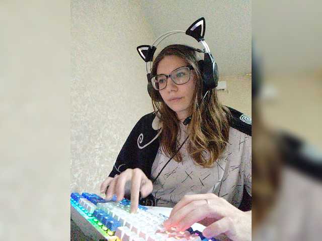 KittyMiracle live cam on BongaCams