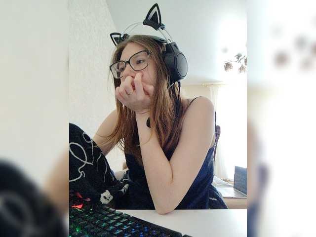 KittyMiracle live cam on BongaCams