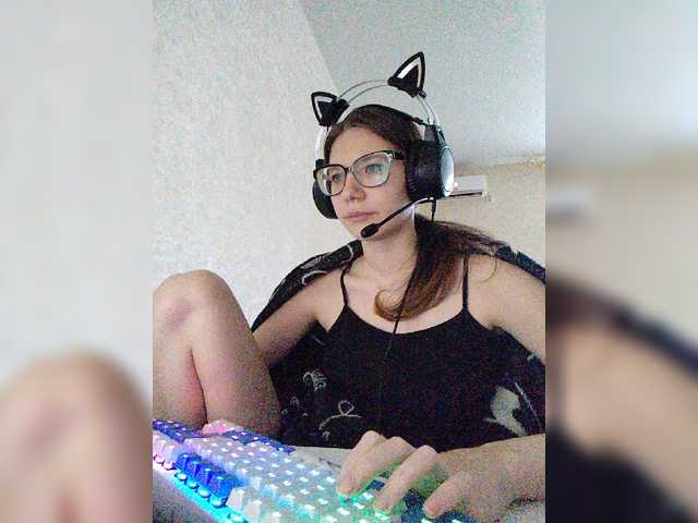 KittyMiracle live cam on BongaCams