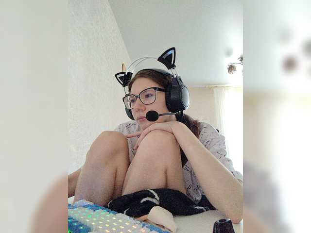 KittyMiracle live cam on BongaCams