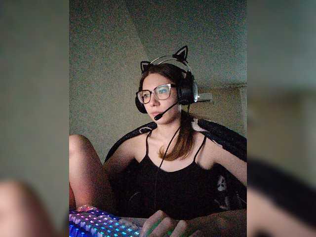 KittyMiracle live webcam show