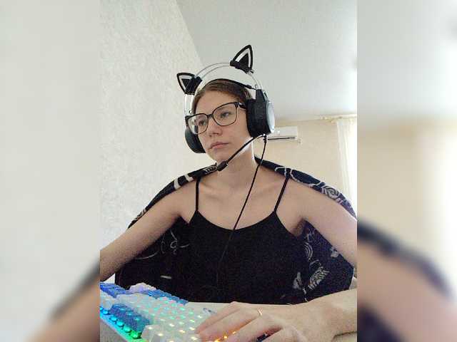 KittyMiracle live cam on BongaCams