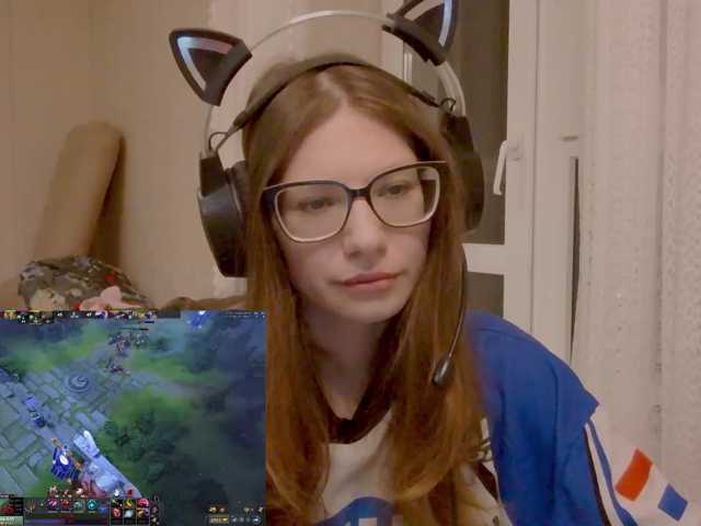 KittyMiracle live cam on BongaCams