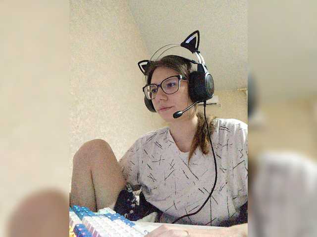 KittyMiracle live cam on BongaCams