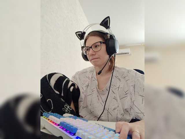 KittyMiracle live cam on BongaCams