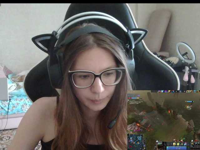 KittyMiracle live cam on BongaCams