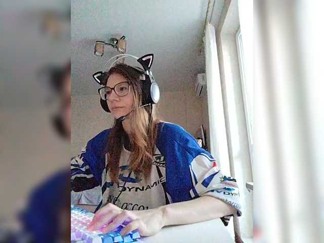 KittyMiracle live cam on BongaCams