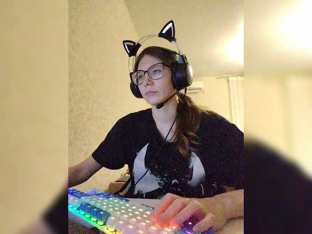 KittyMiracle live cam on BongaCams