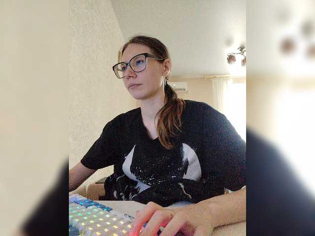 KittyMiracle live cam on BongaCams