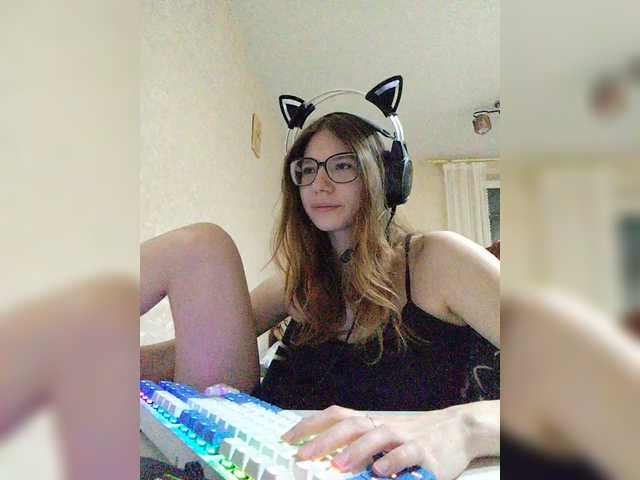 KittyMiracle live cam on BongaCams