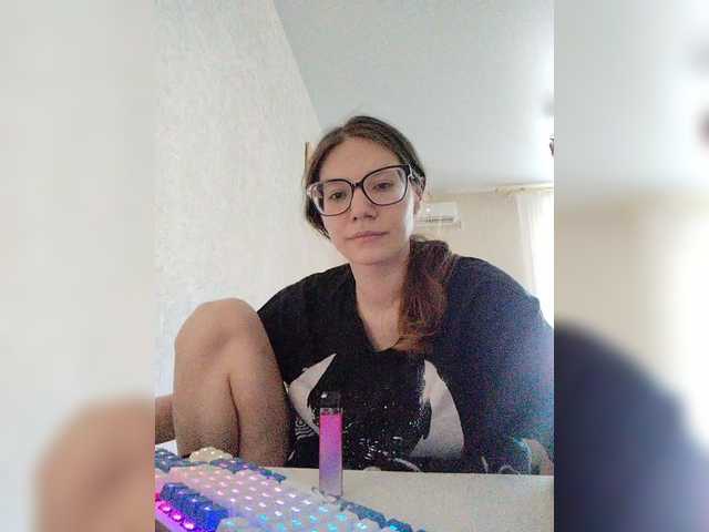 KittyMiracle live cam on BongaCams