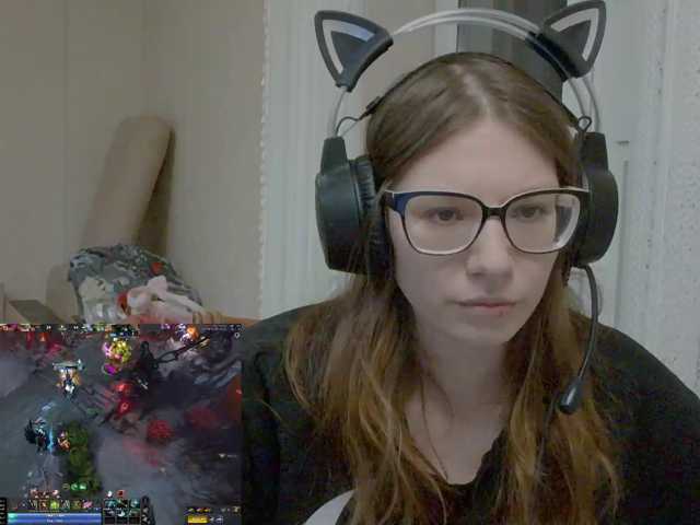 KittyMiracle live cam preview